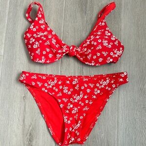 HOLLISTER Red Floral Bikini Set size XXS